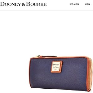 Dooney & Burke Pebble Grain Zip Clutch NWOT